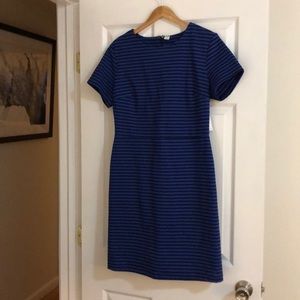 Old Navy Blue Strip Dress - Above the knee
